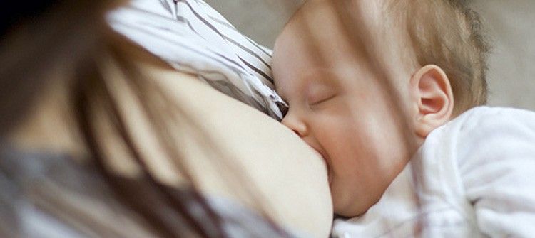 la leche materna es completa para el bebé